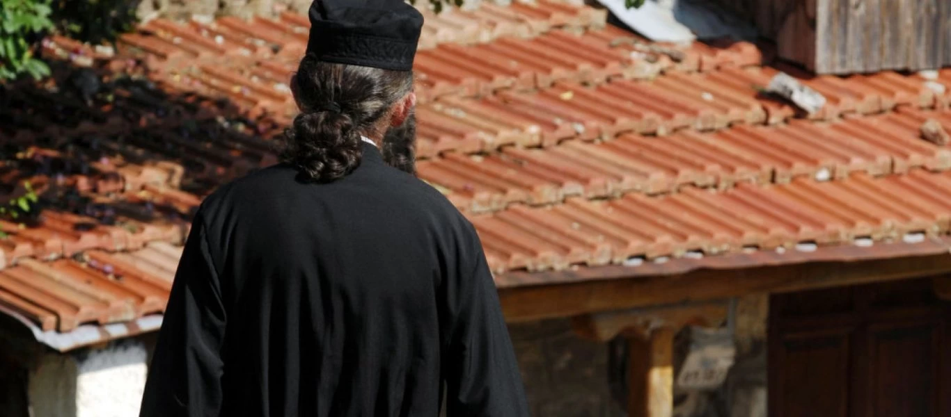 Ο ιερέας της Μάνης μέσα από τις φυλακές: «Η μάνα της την έβαλε να τα πει – Ουδέποτε ασέλγησα»